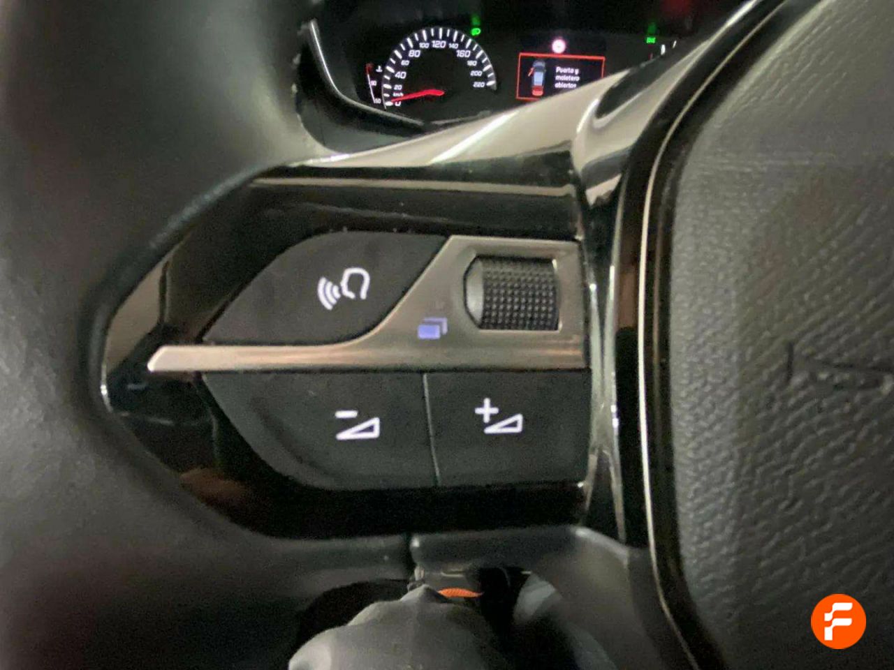 Foto Peugeot 208 18