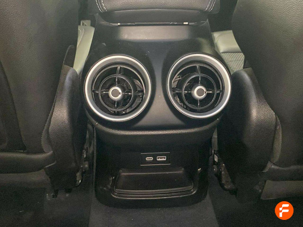 Foto Alfa Romeo Stelvio 22