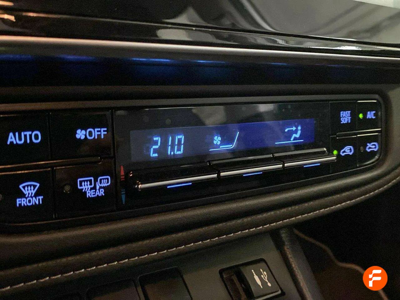Foto Toyota Auris 27