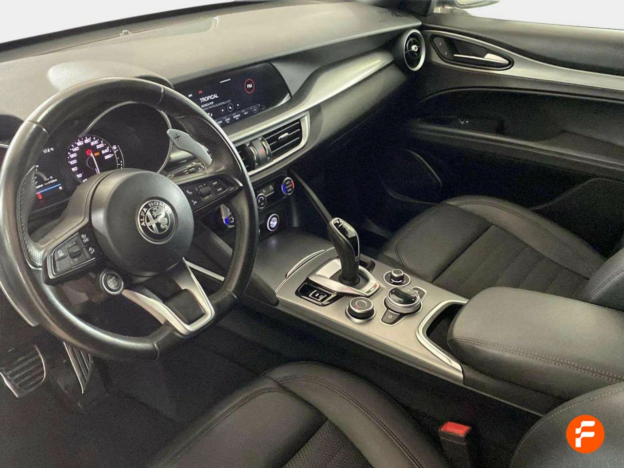 Foto Alfa Romeo Stelvio 14