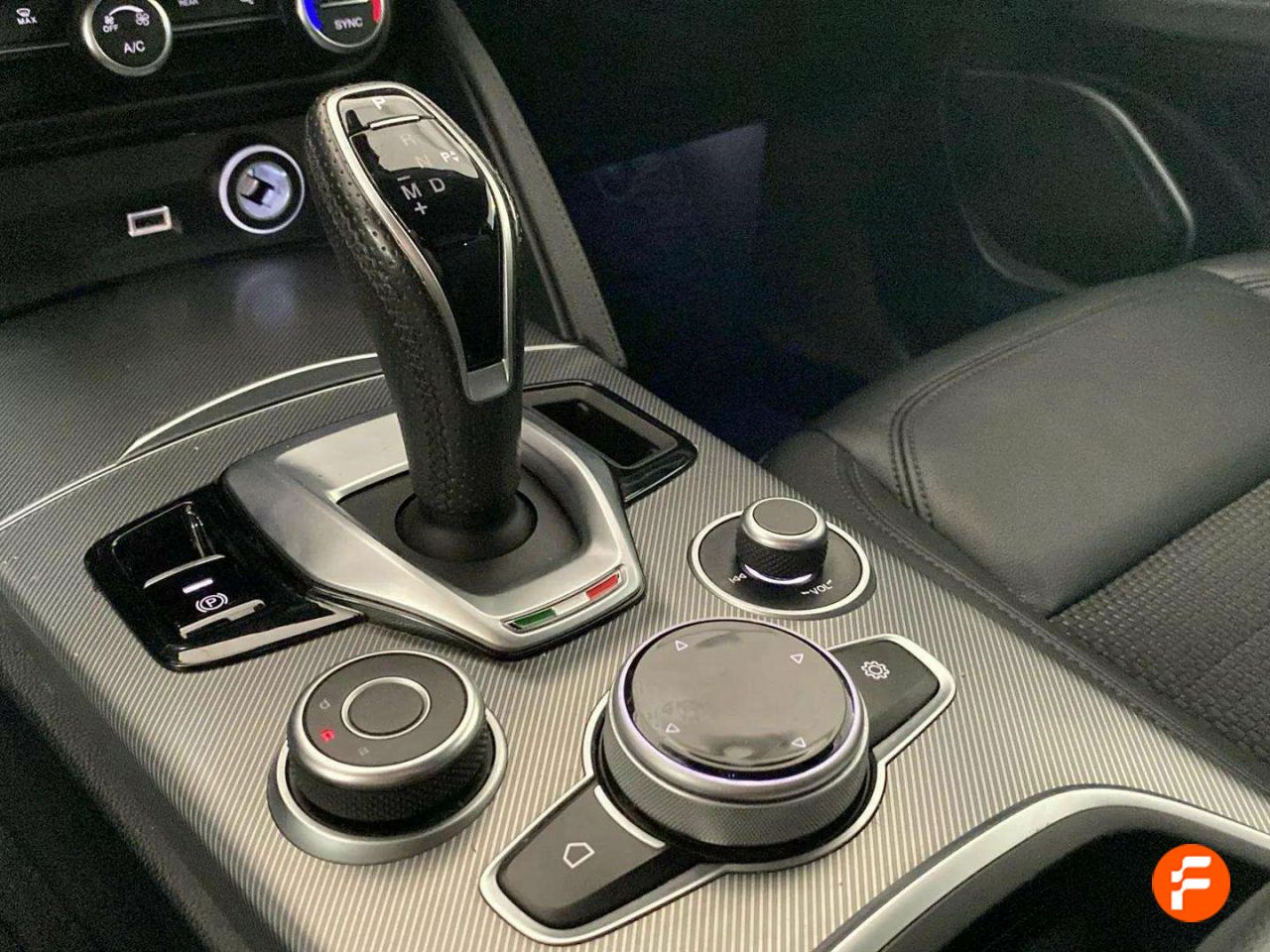 Foto Alfa Romeo Stelvio 27