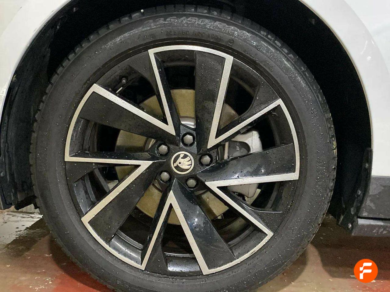 Foto Skoda Enyaq 18