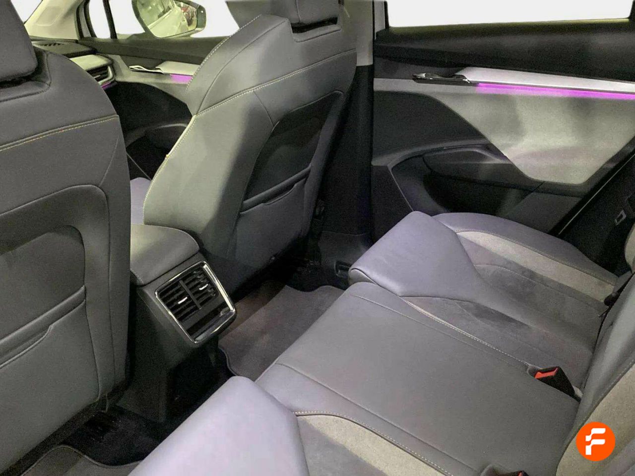 Foto Skoda Enyaq 27