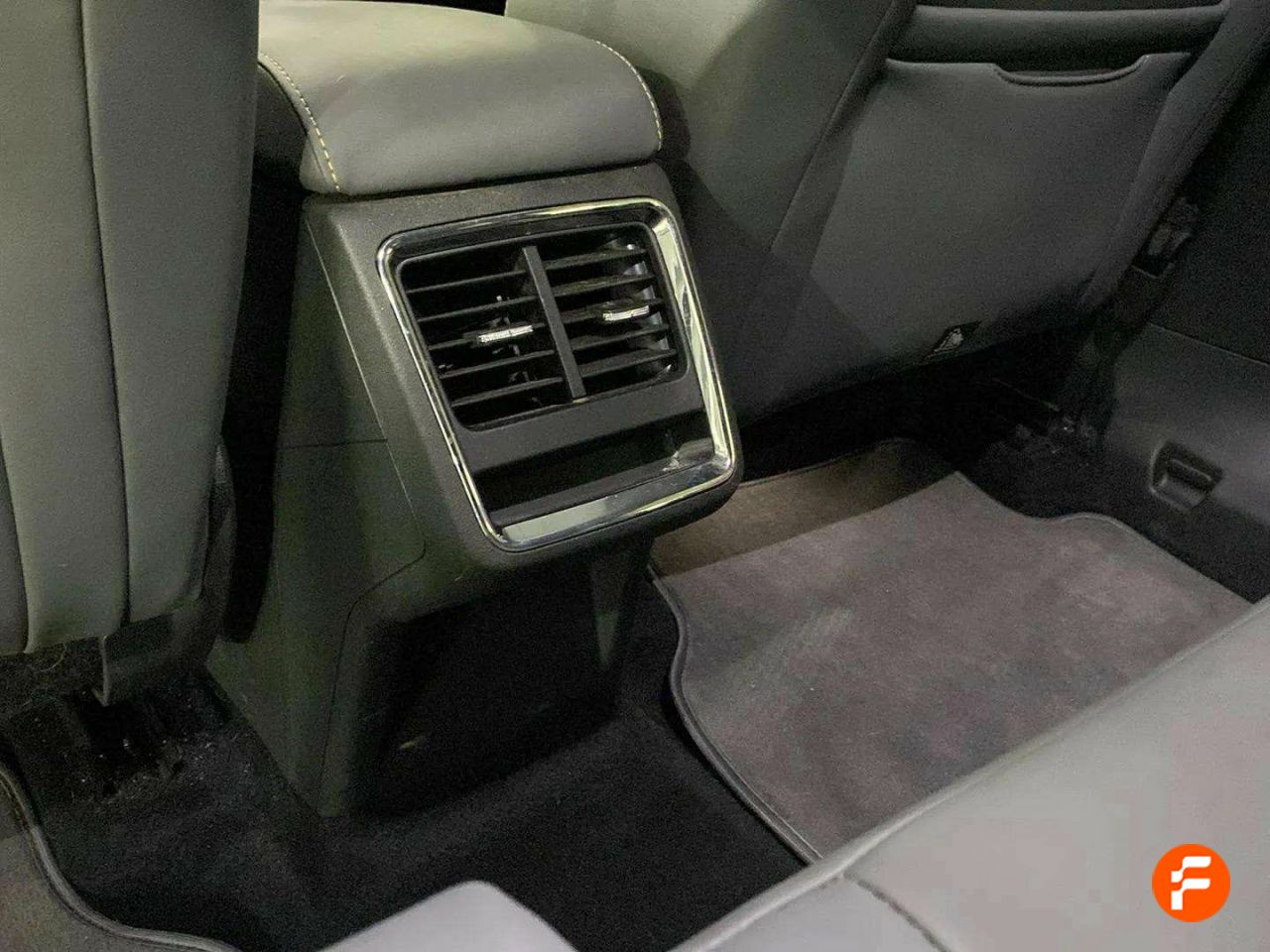 Foto Skoda Enyaq 28