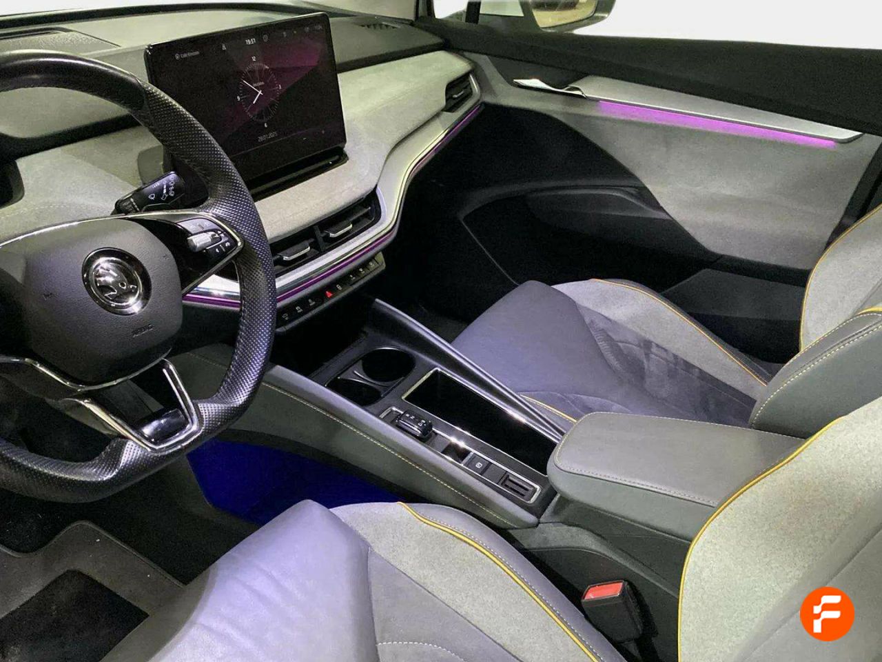 Foto Skoda Enyaq 33