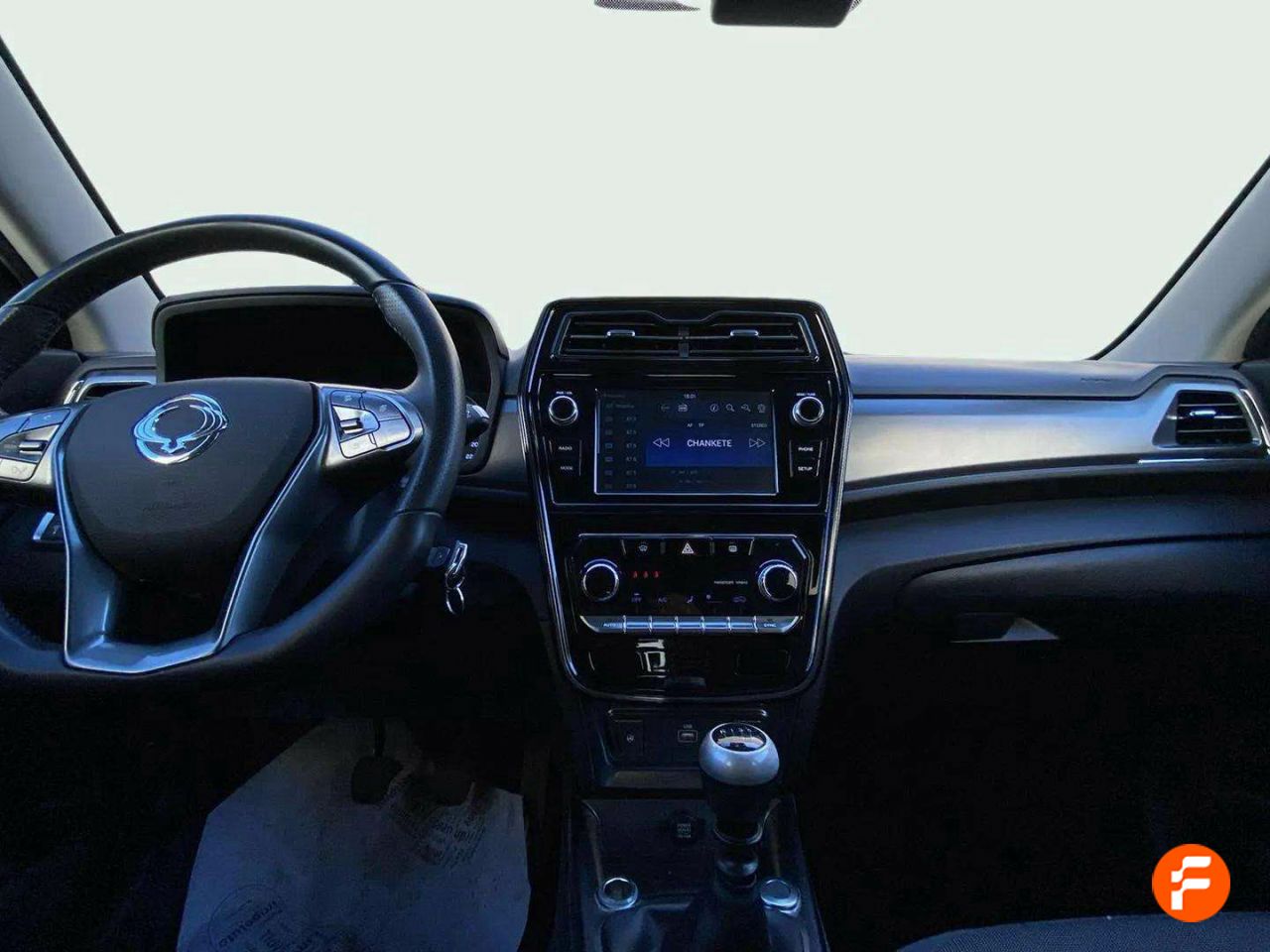 Foto SsangYong Tivoli 10