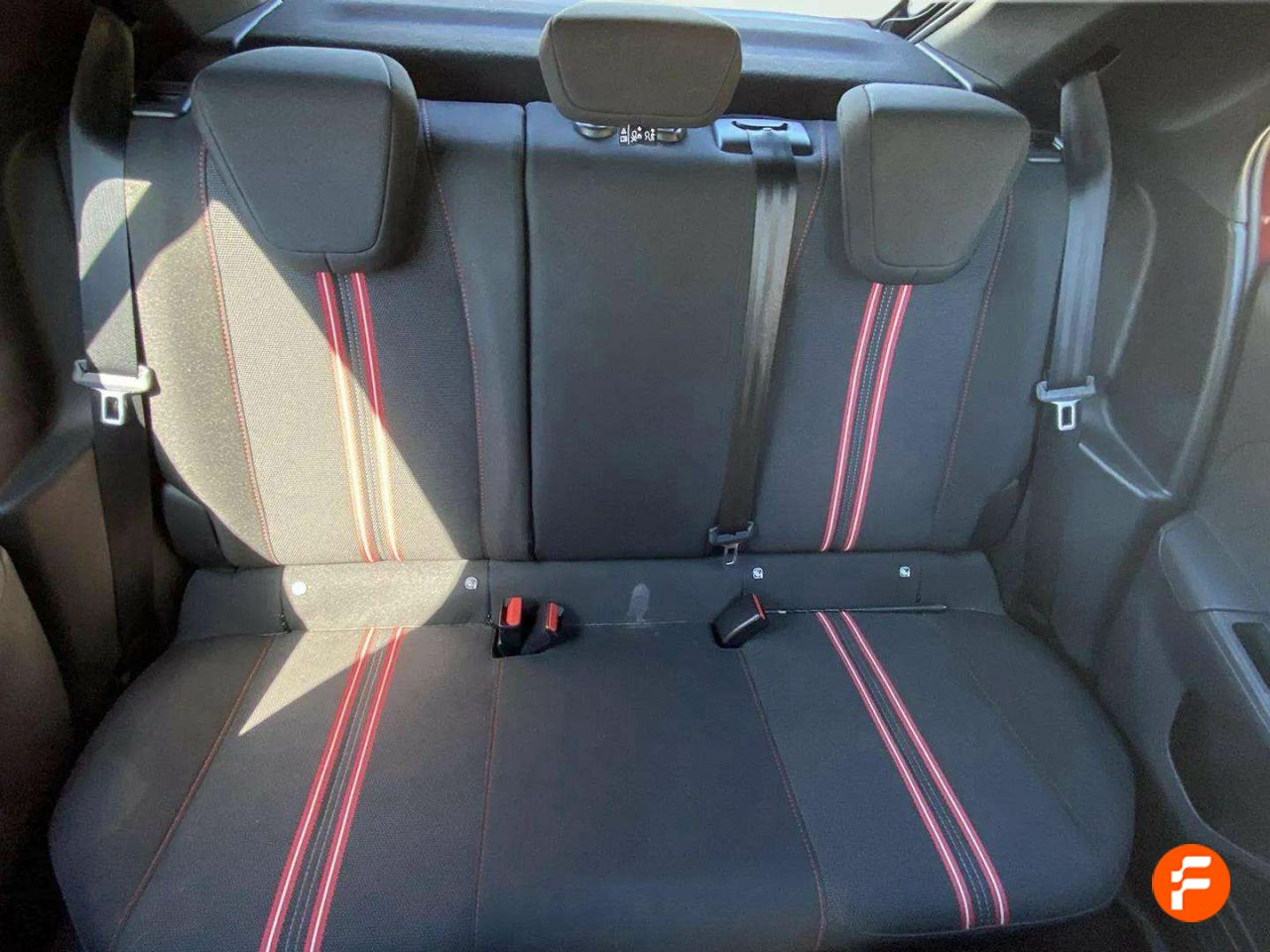 Foto Opel Corsa 16