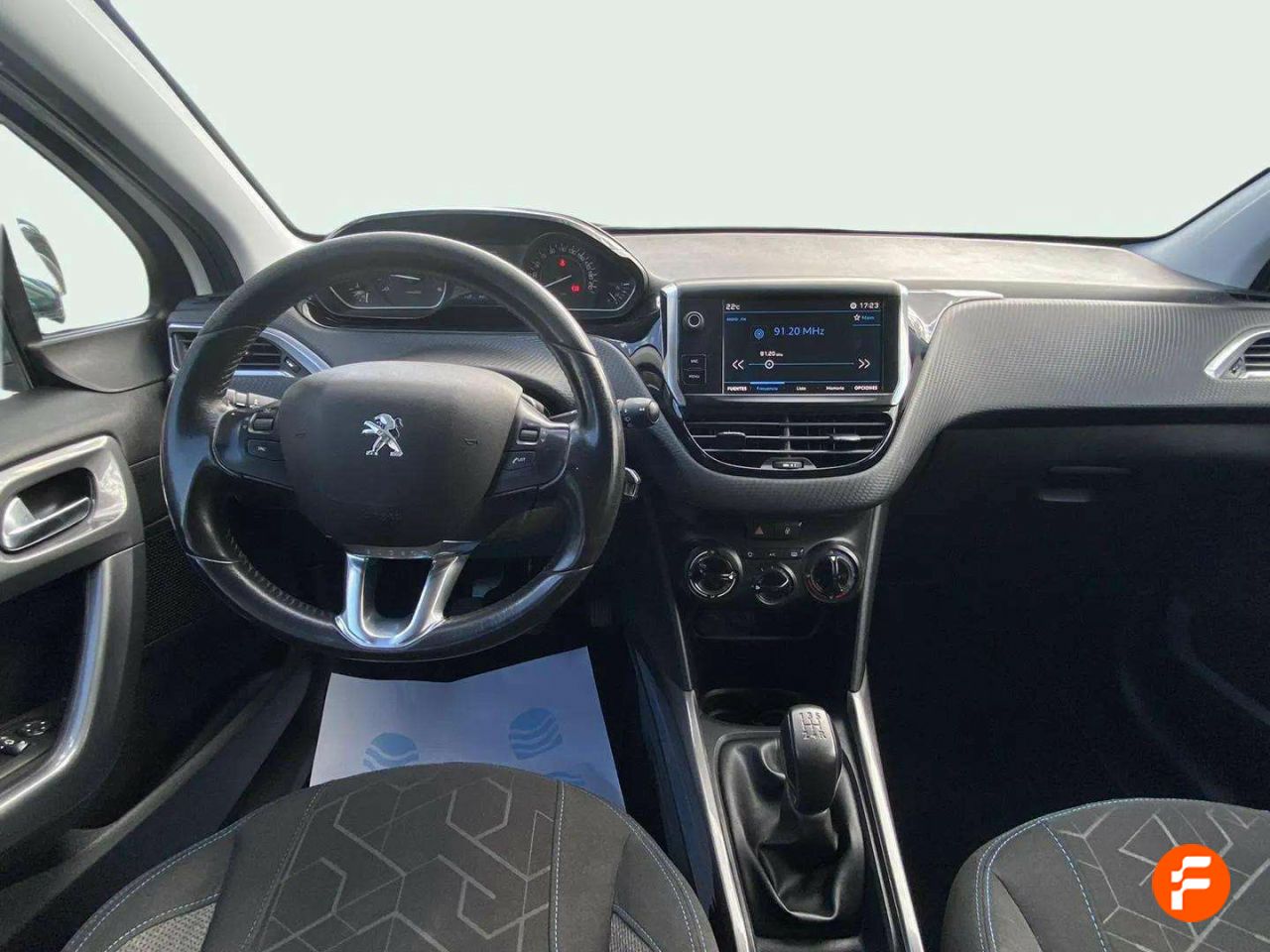 Foto Peugeot 2008 10