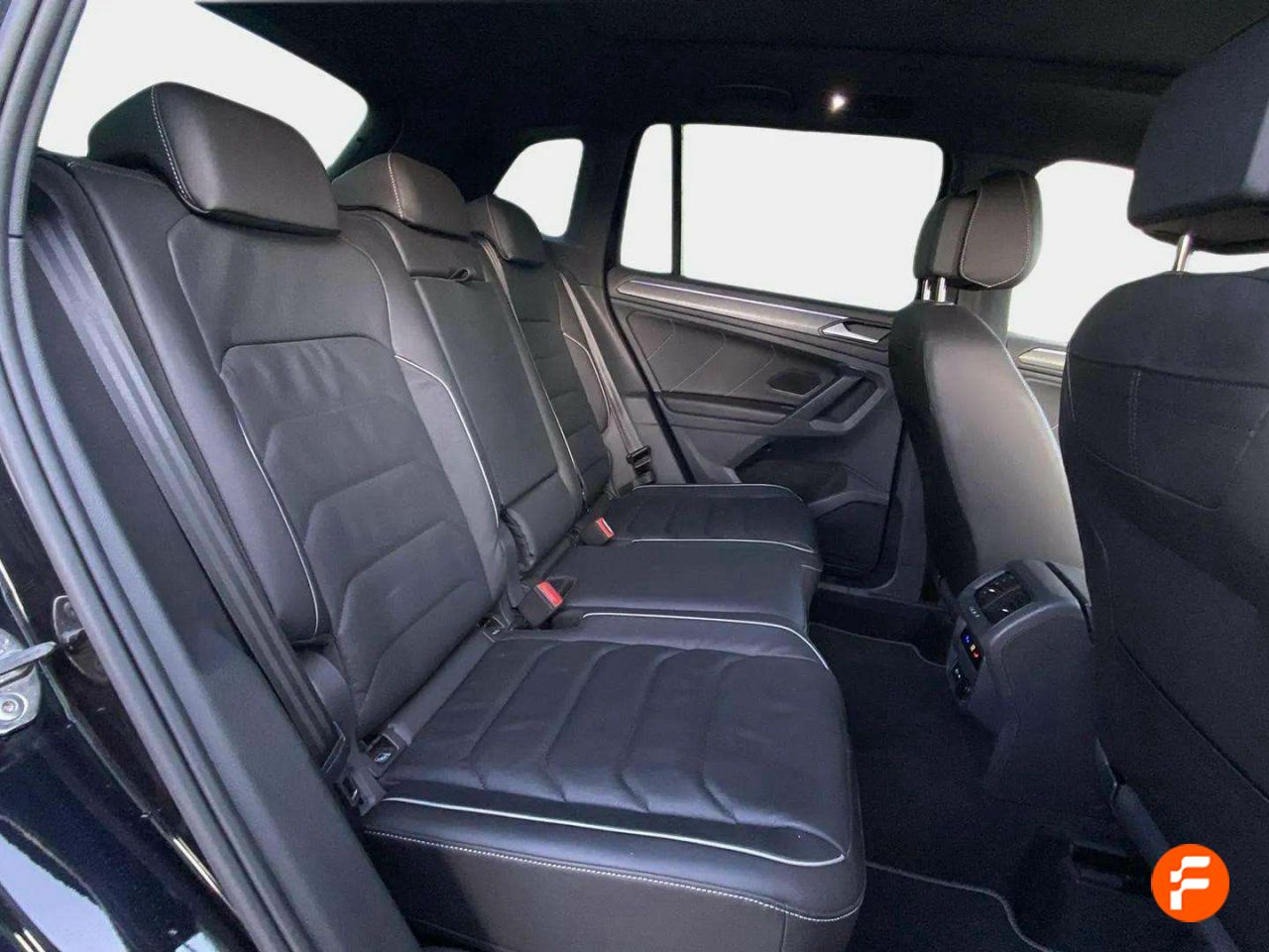 Foto Volkswagen Tiguan 14