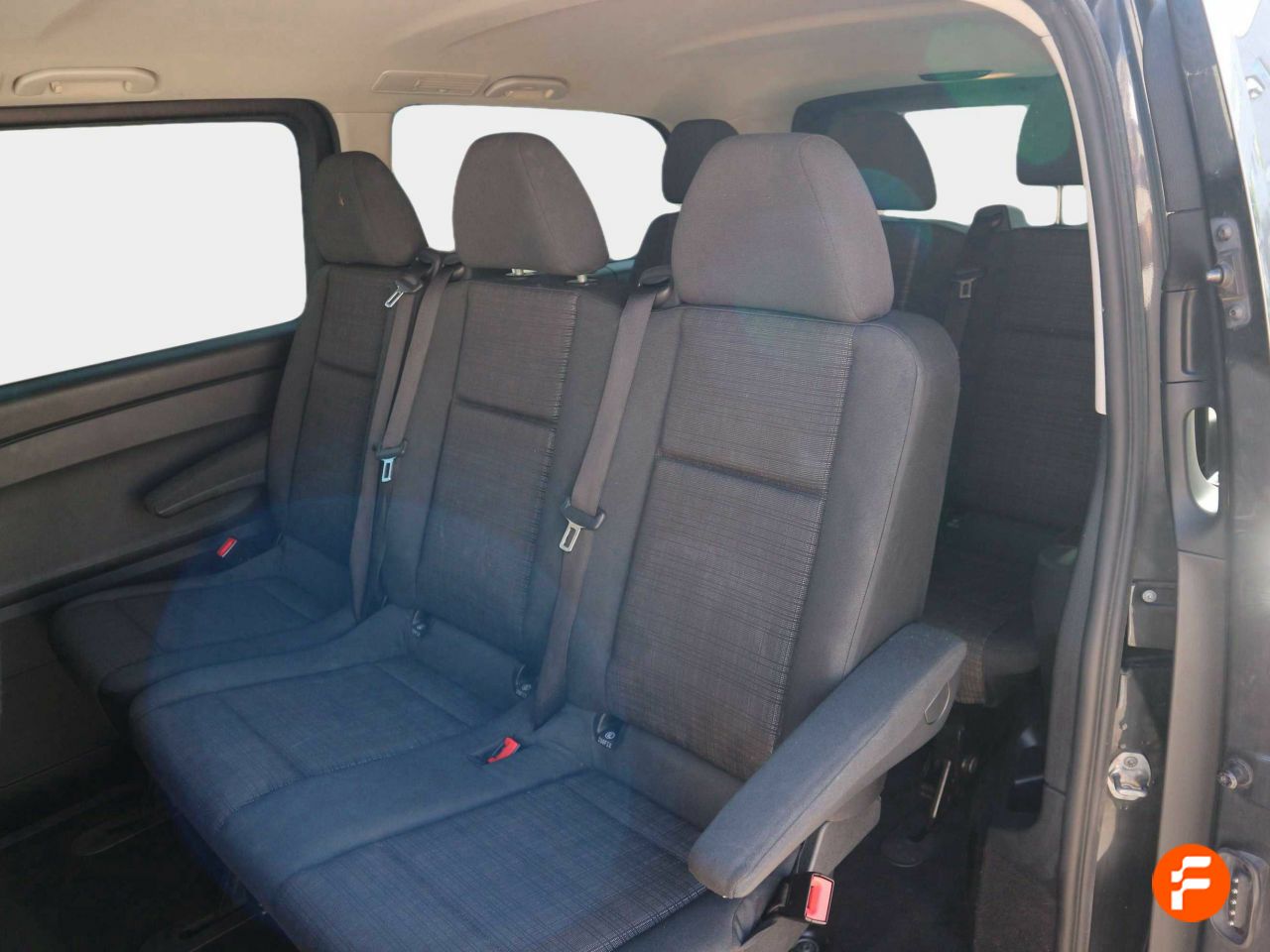 Foto Mercedes-Benz Vito 13