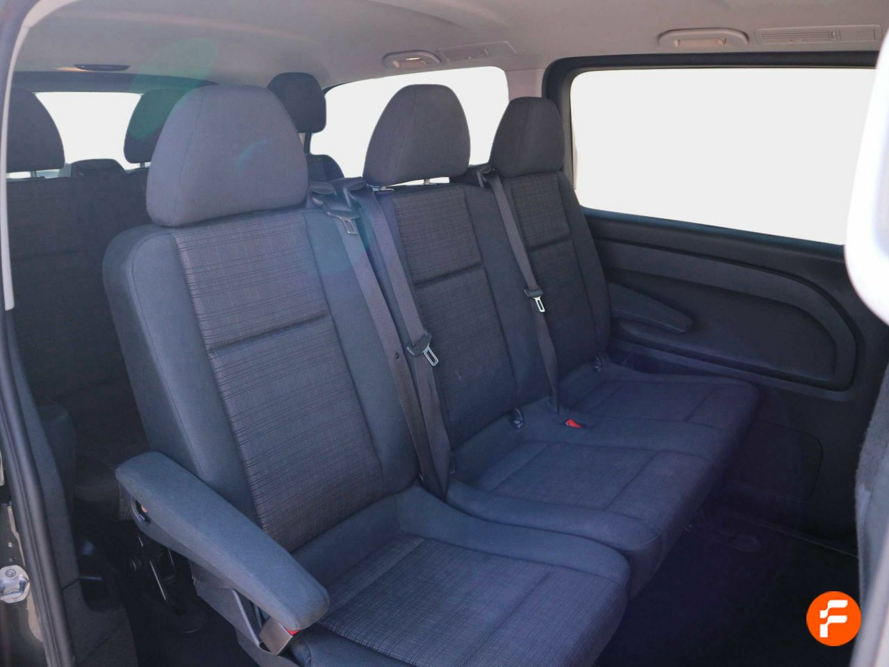 Foto Mercedes-Benz Vito 15
