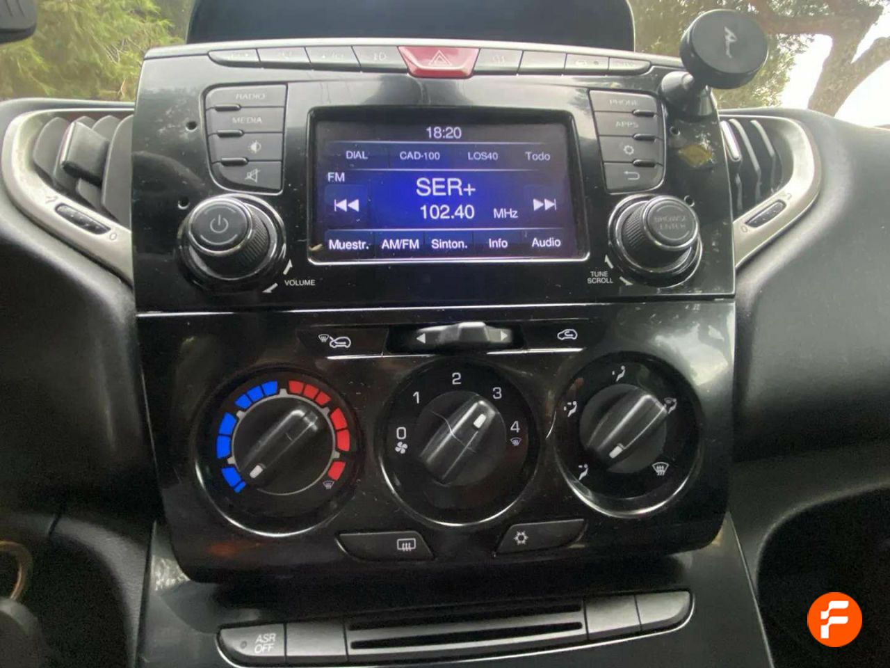 Foto Lancia Ypsilon 29