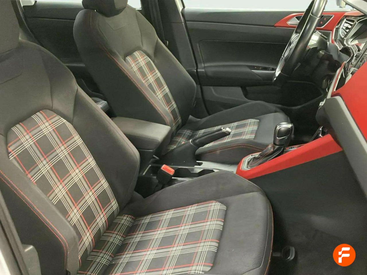 Foto Volkswagen Polo 16