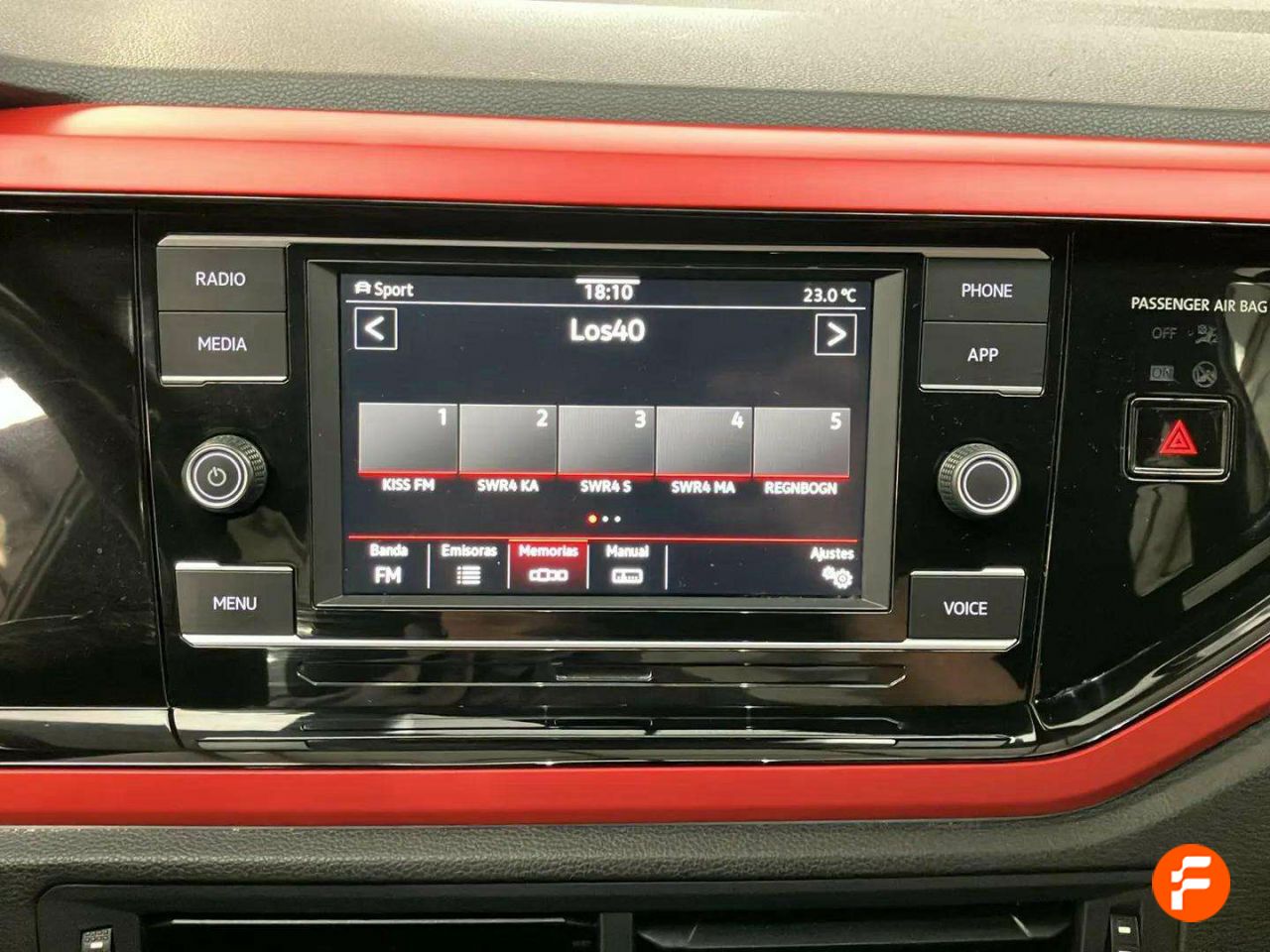 Foto Volkswagen Polo 24