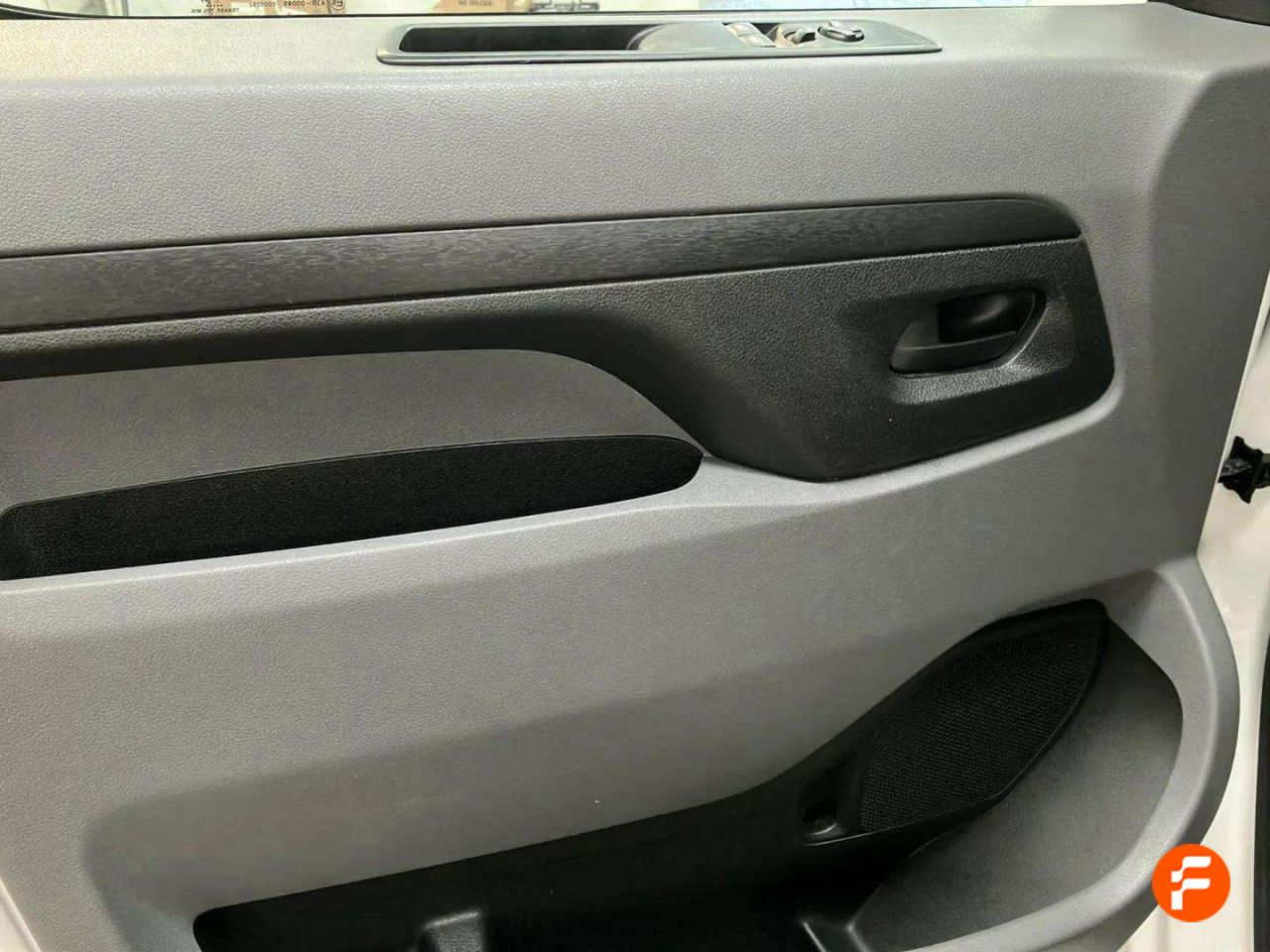 Foto Peugeot Expert 13