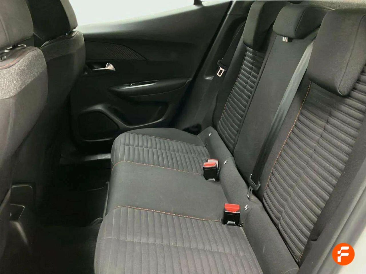 Foto Peugeot 2008 12