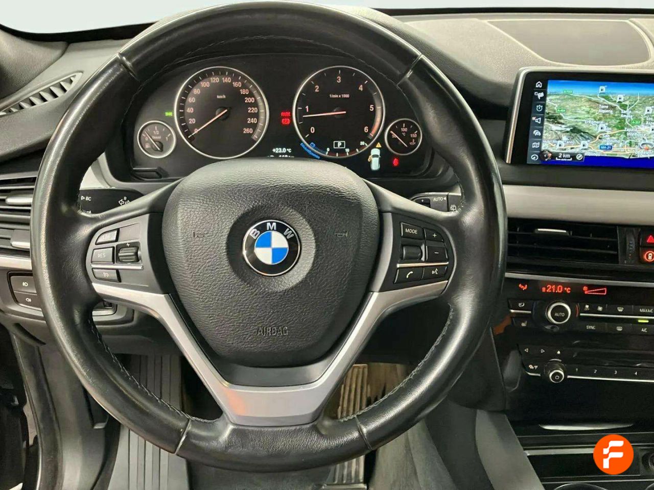 Foto BMW X5 10
