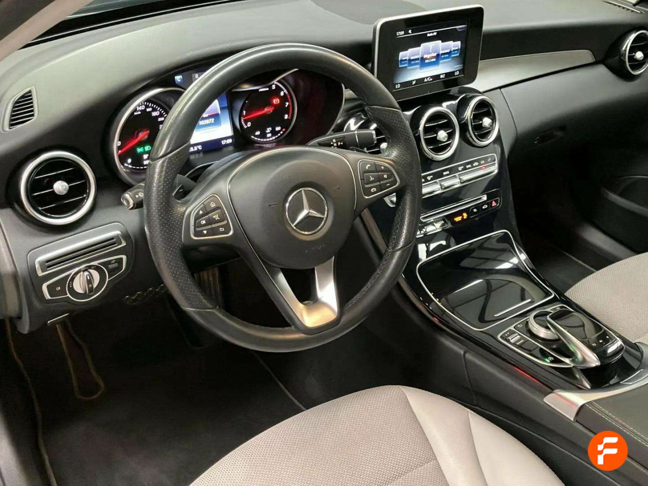 Foto Mercedes-Benz Clase C 8