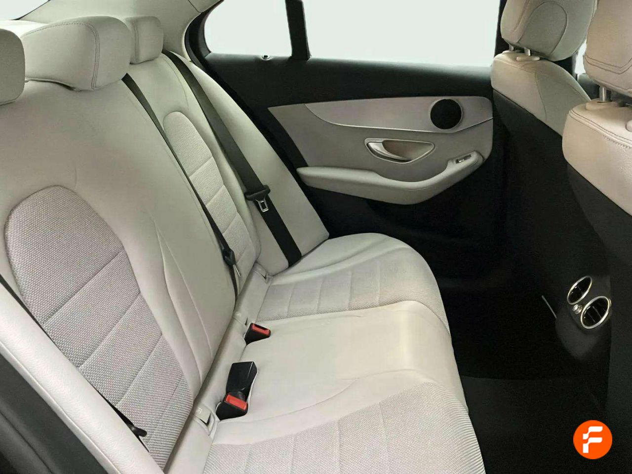 Foto Mercedes-Benz Clase C 15