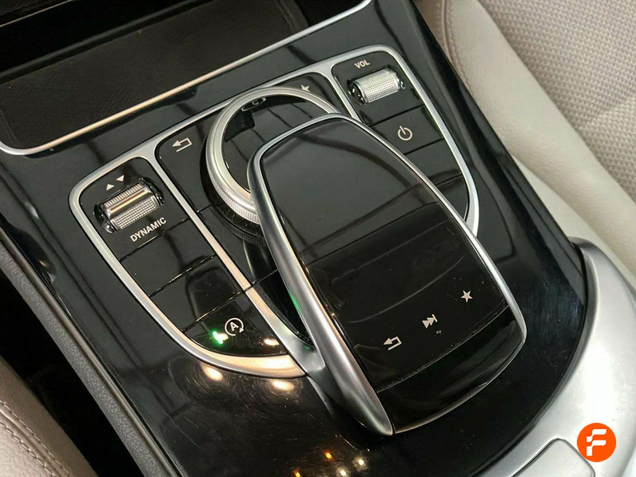 Foto Mercedes-Benz Clase C 23