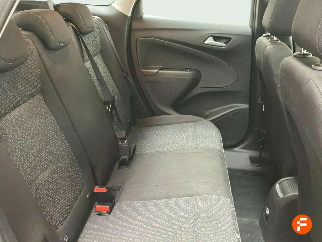 Foto Opel Crossland X 14