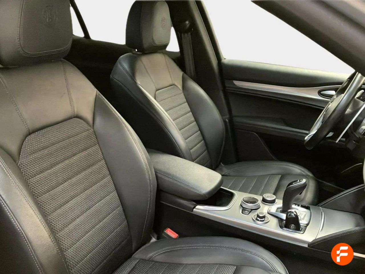 Foto Alfa Romeo Stelvio 20