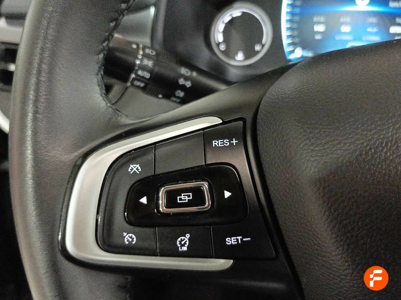 Foto DR Automobiles DR5 22