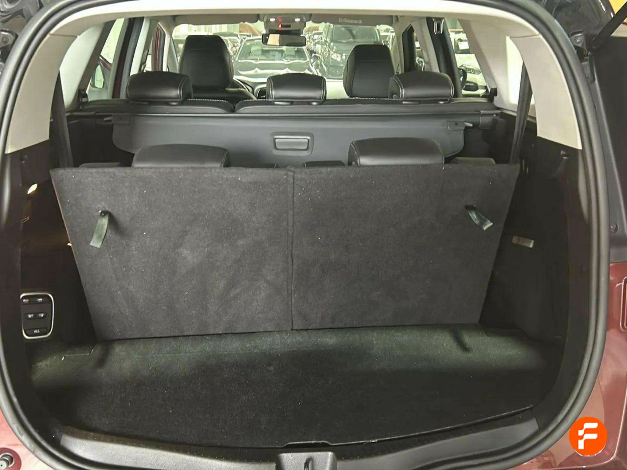 Foto Renault Grand Scénic 26