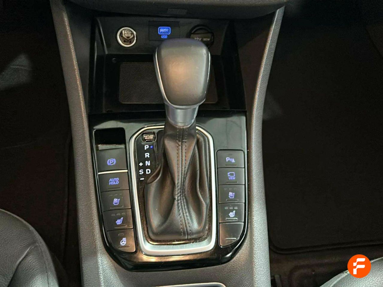 Foto Hyundai IONIQ 29