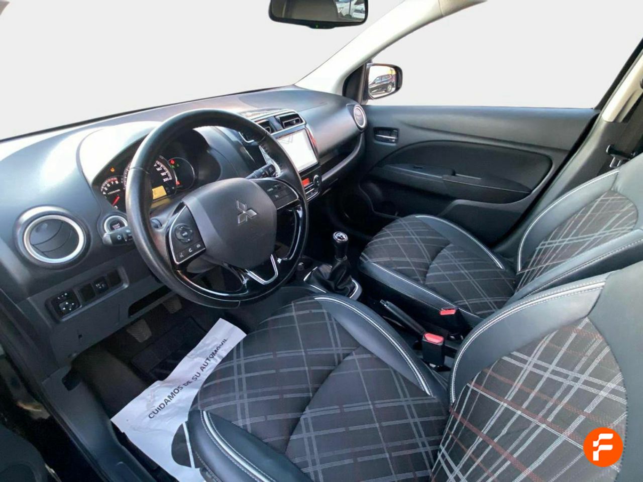 Foto Mitsubishi Space Star 15