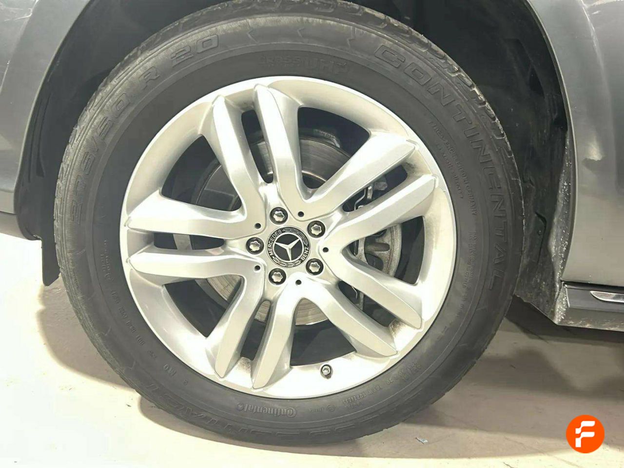 Foto Mercedes-Benz Clase GLS 31