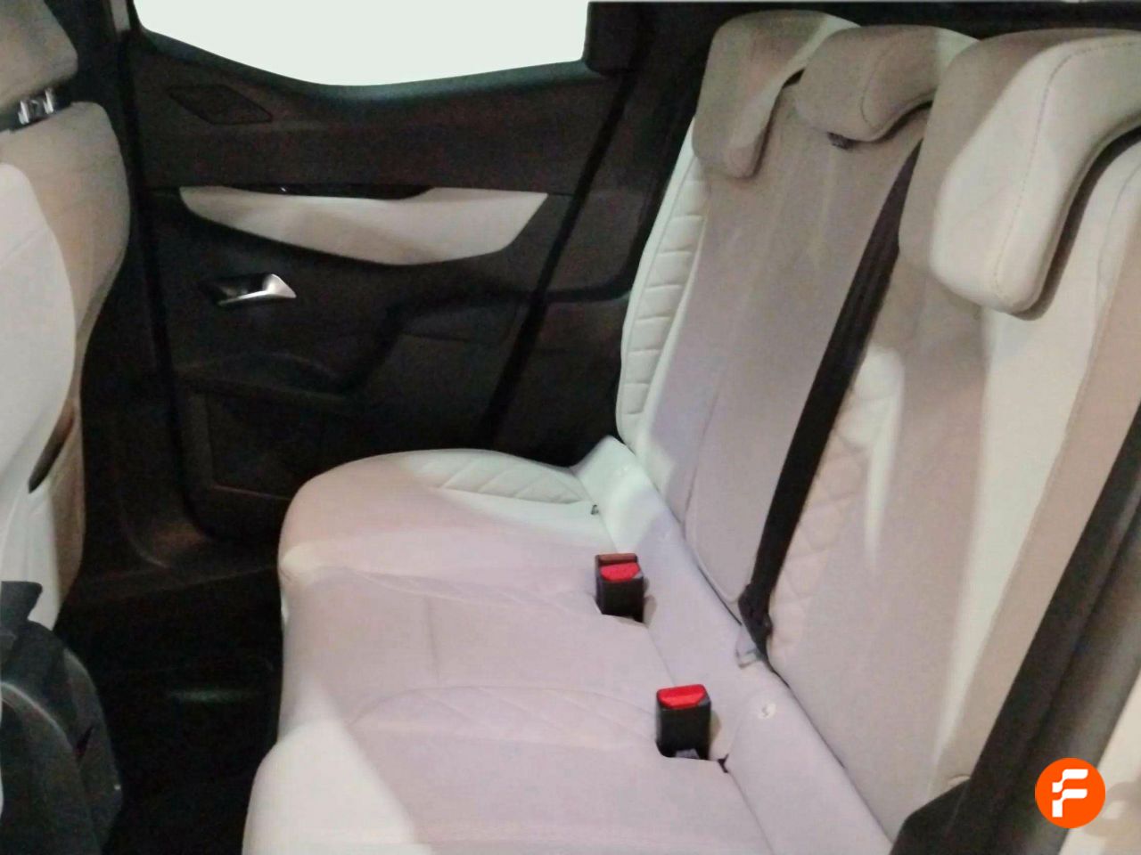 Foto DS Automobiles DS 3 22