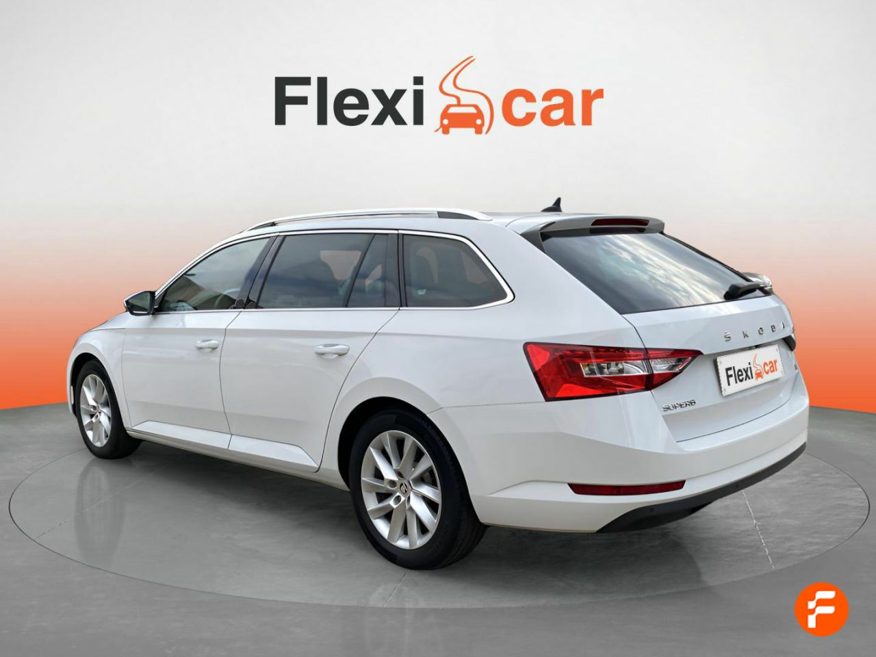 Foto Skoda Superb 5