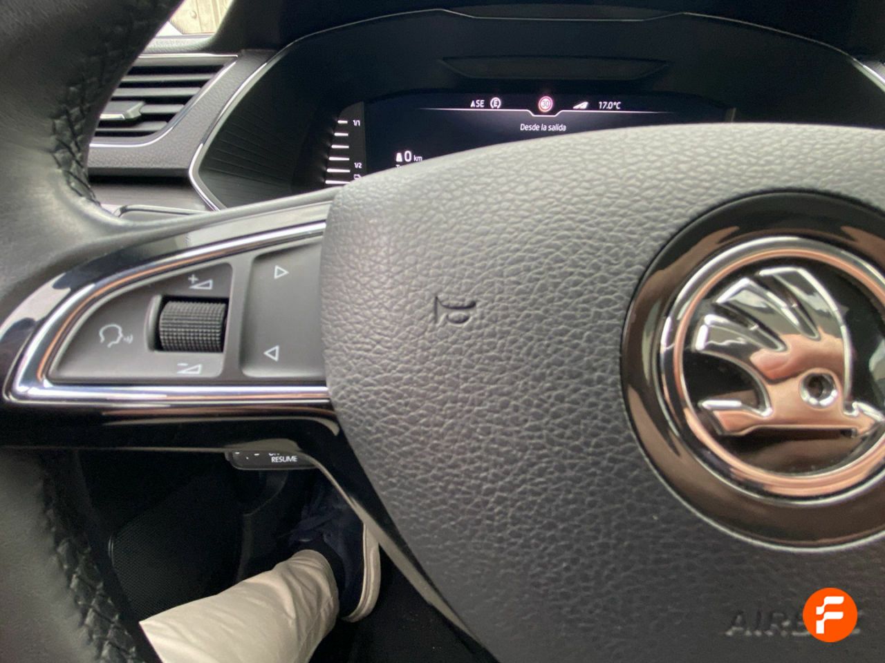 Foto Skoda Superb 16
