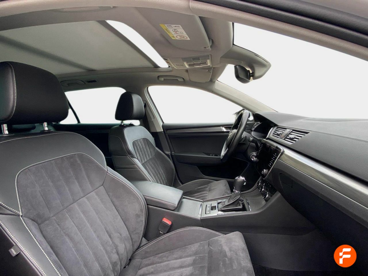 Foto Skoda Superb 25