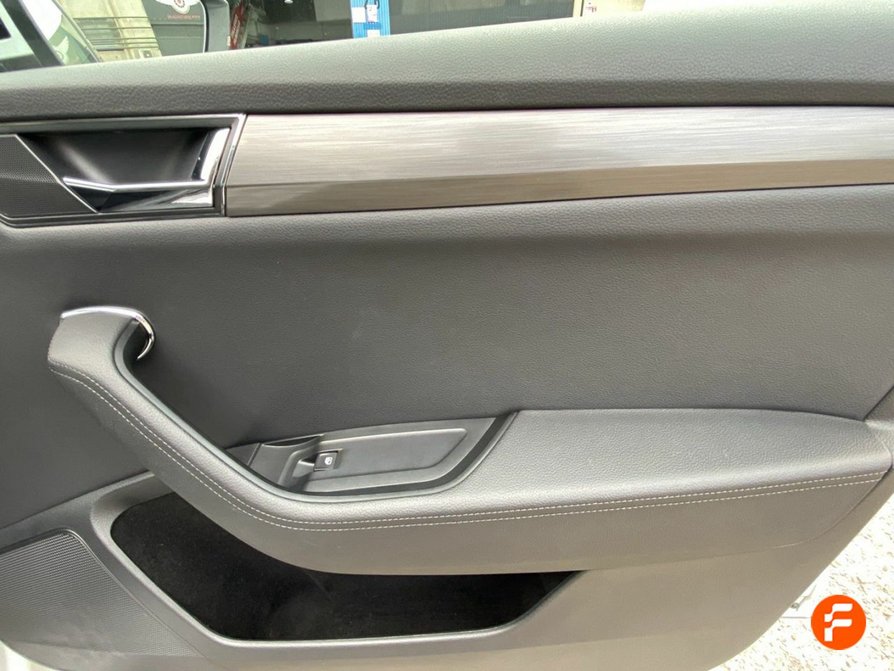 Foto Skoda Superb 28