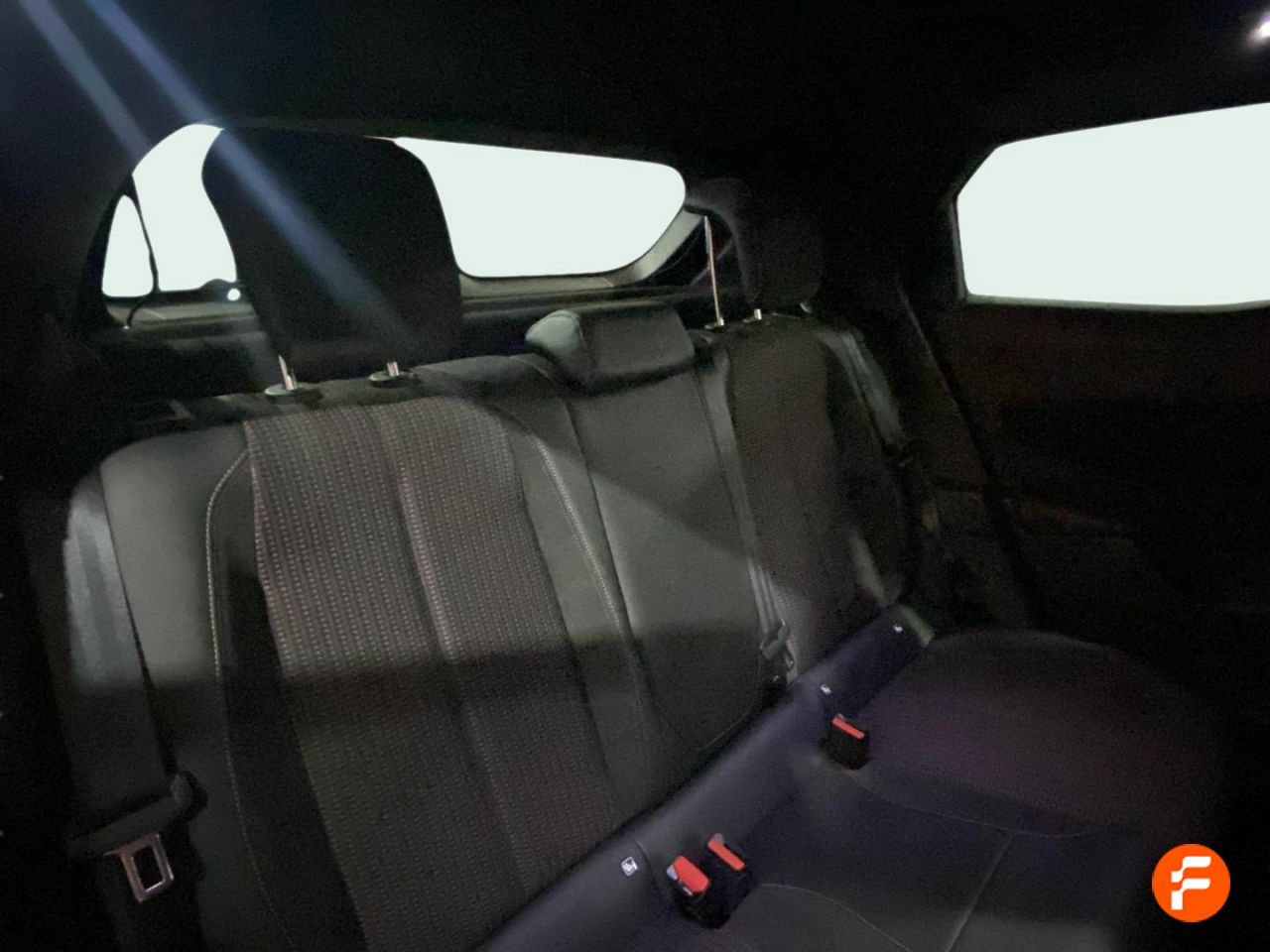 Foto DS Automobiles DS 3 23