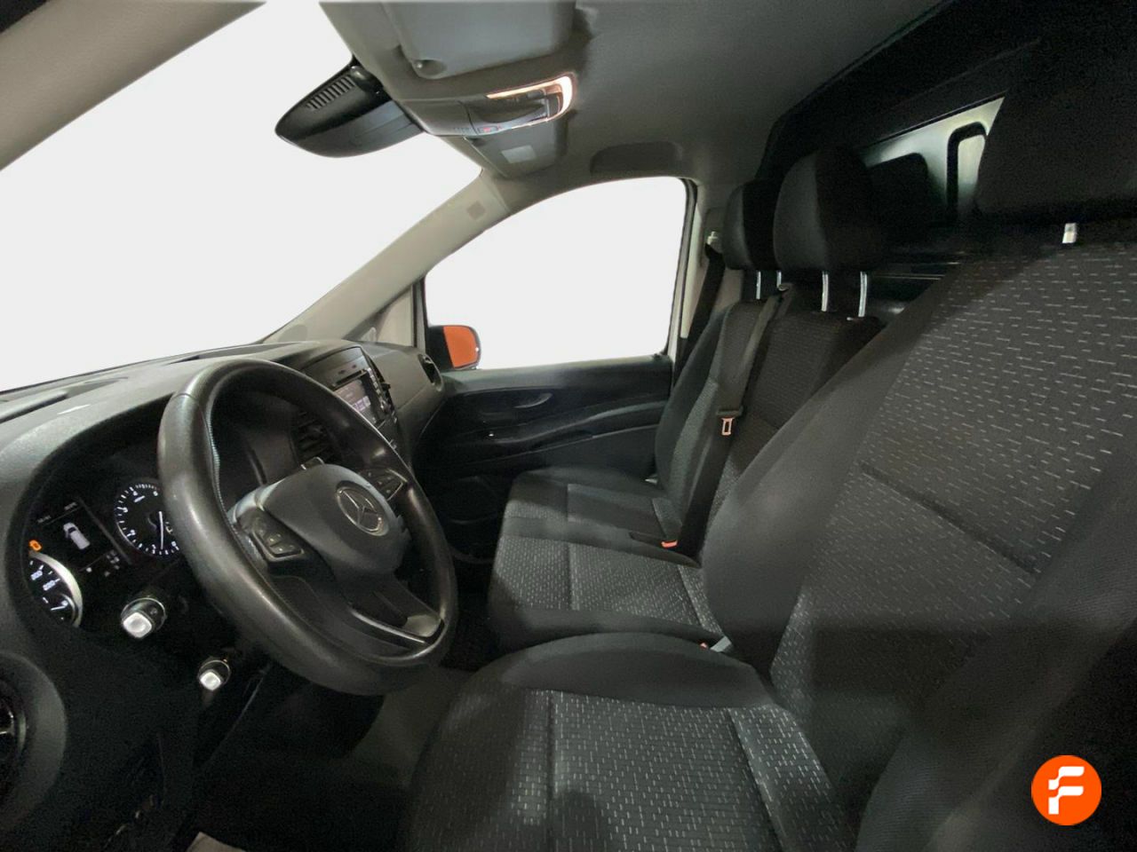 Foto Mercedes-Benz Vito 12