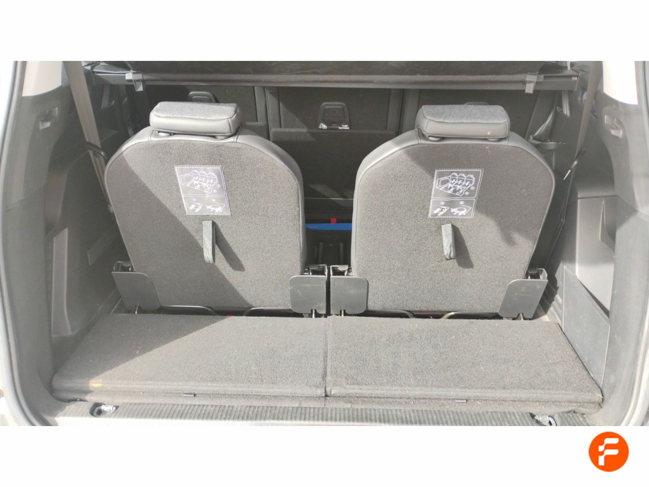 Foto Peugeot 5008 17