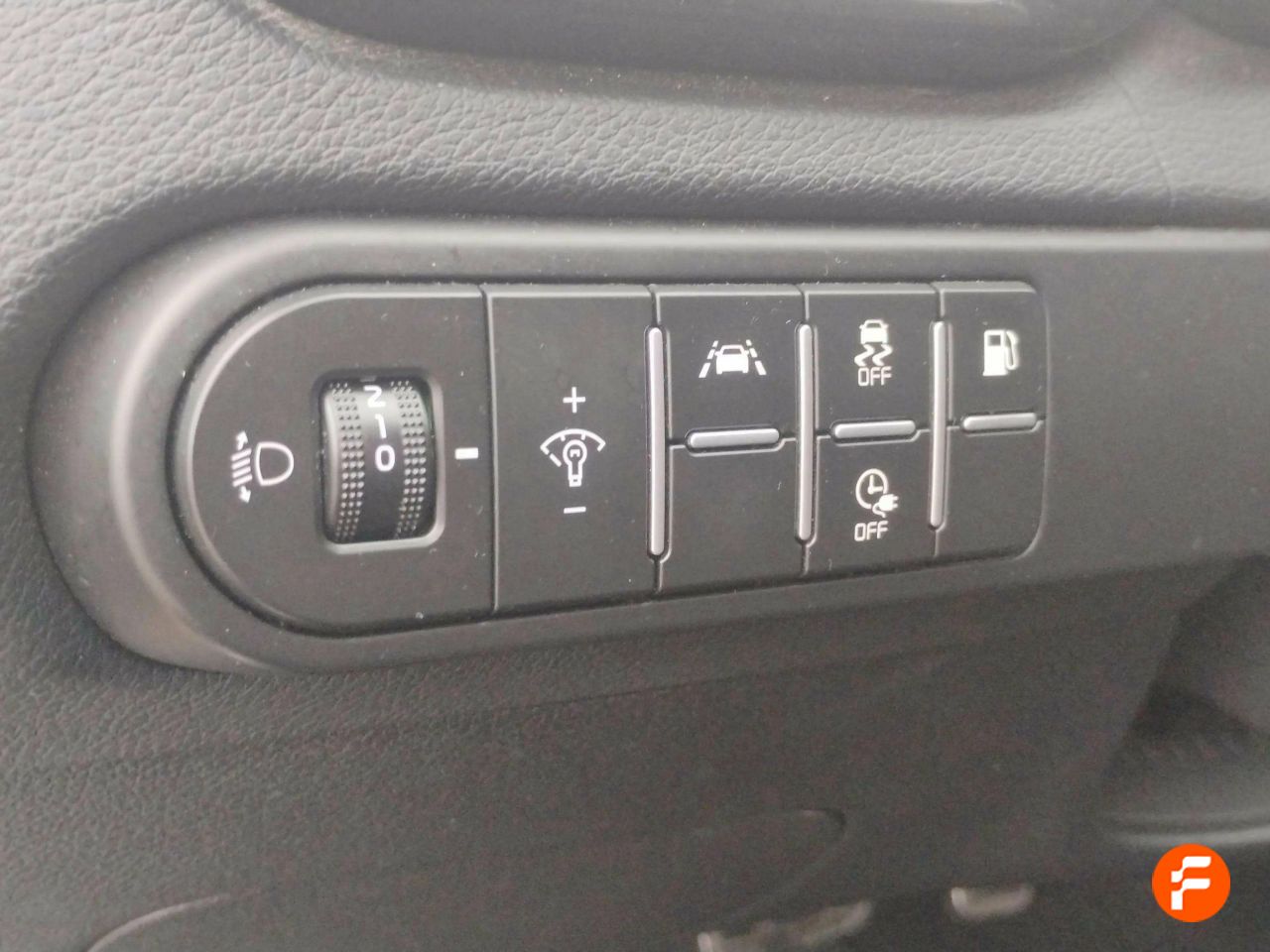 Foto Kia XCeed 23