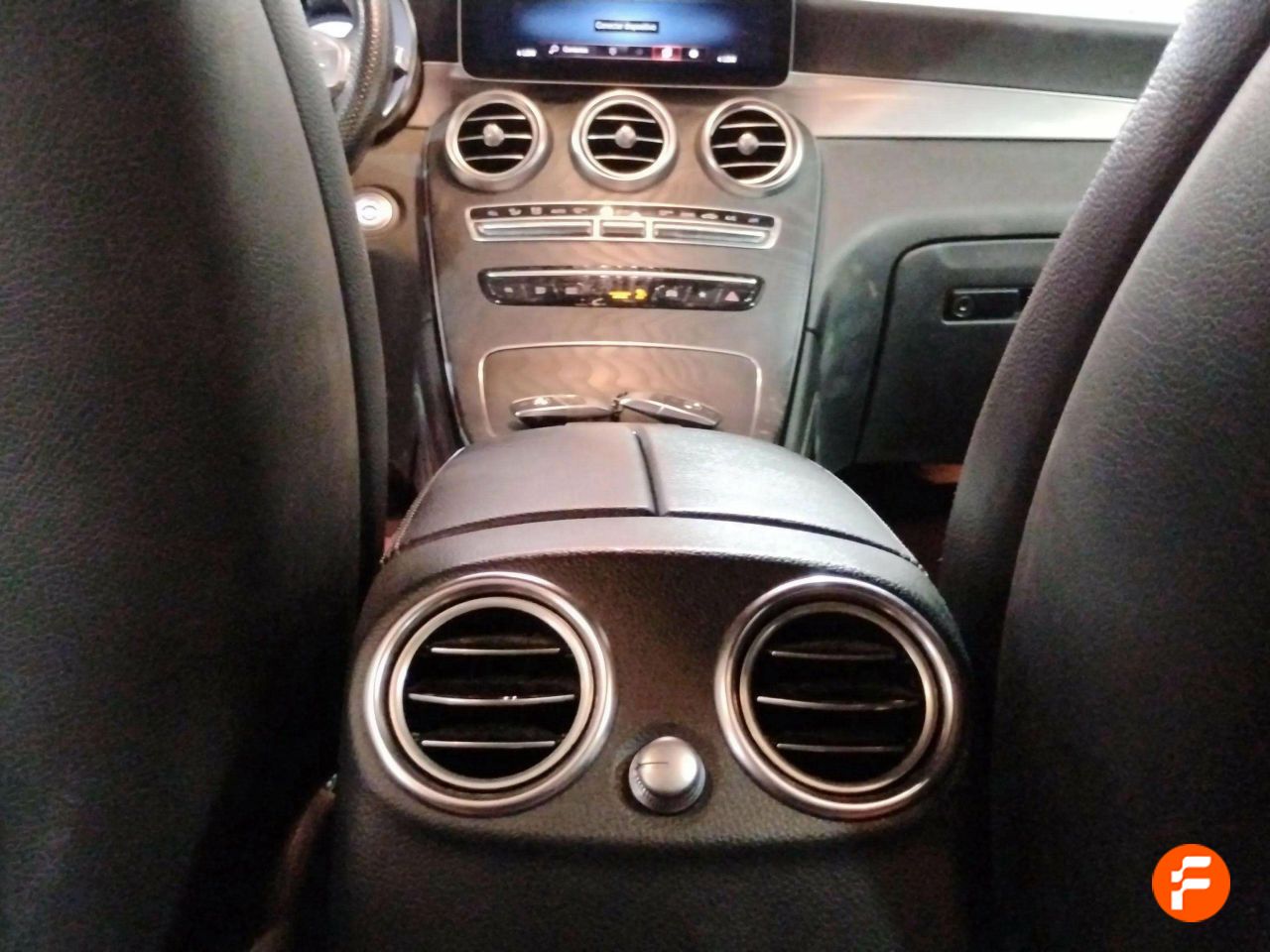 Foto Mercedes-Benz Clase GLC 24