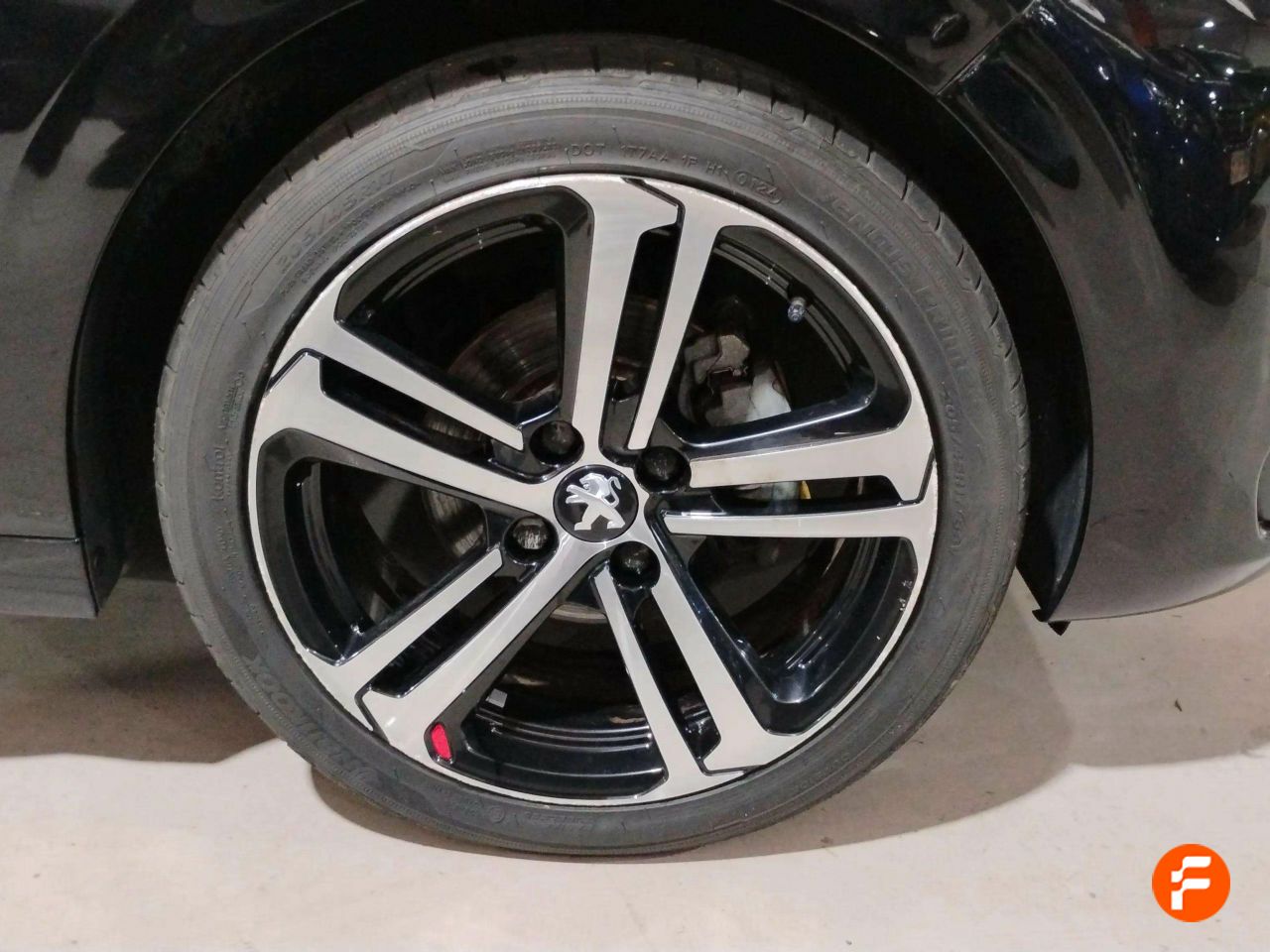 Foto Peugeot 208 10