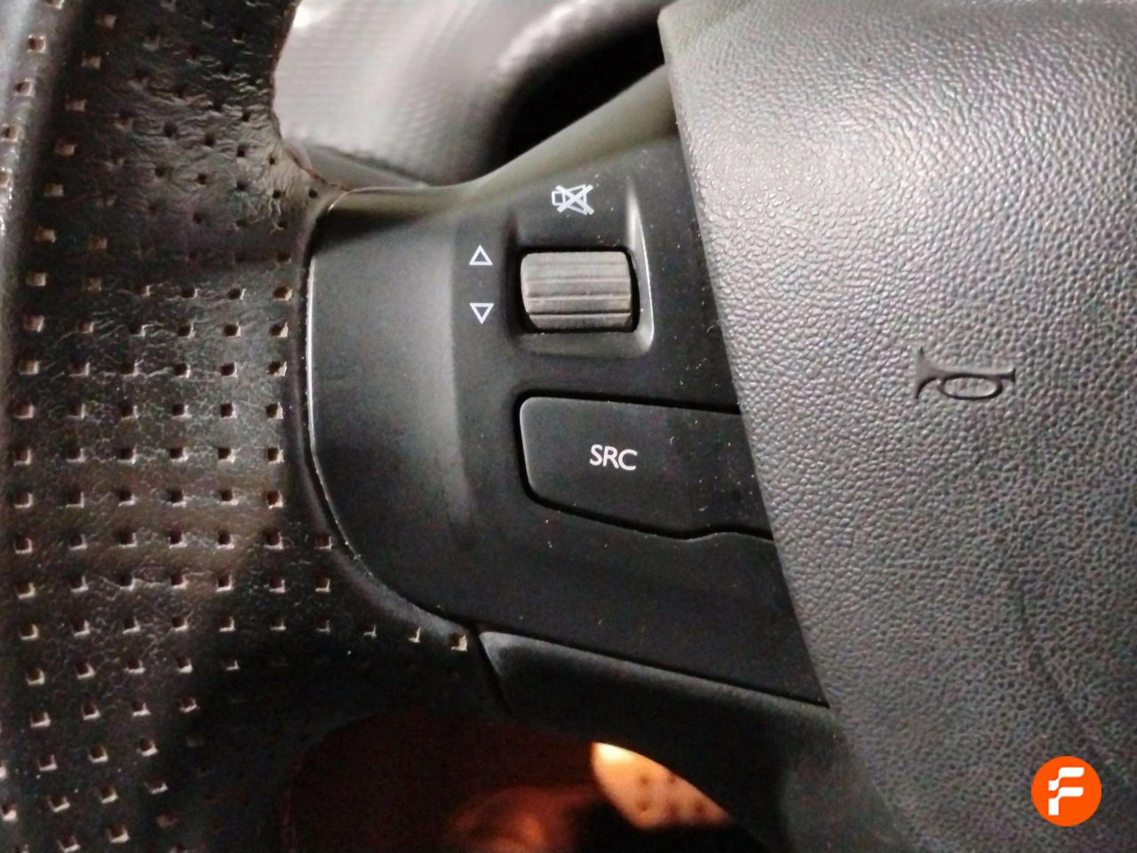 Foto Peugeot 208 22