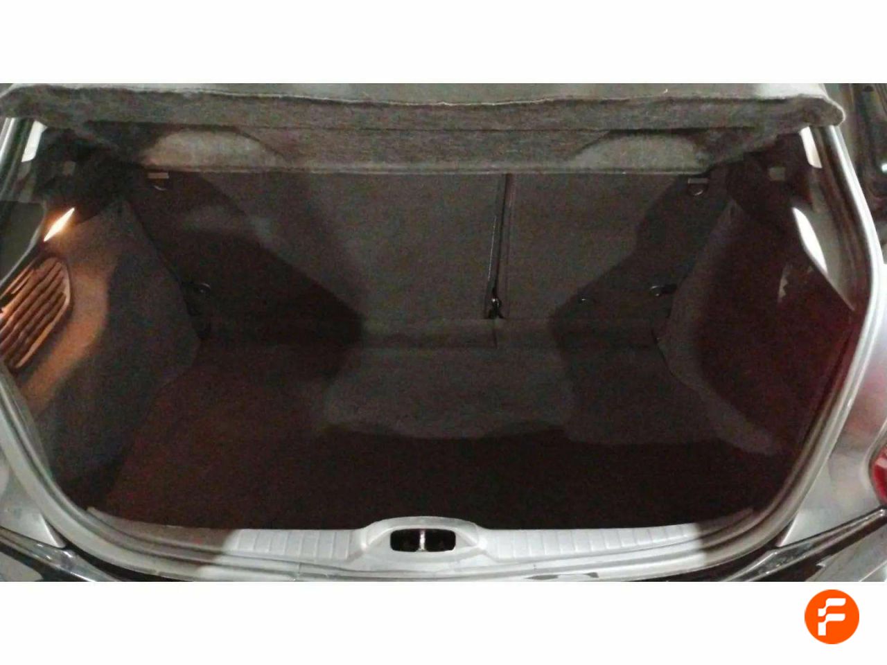 Foto Peugeot 208 29