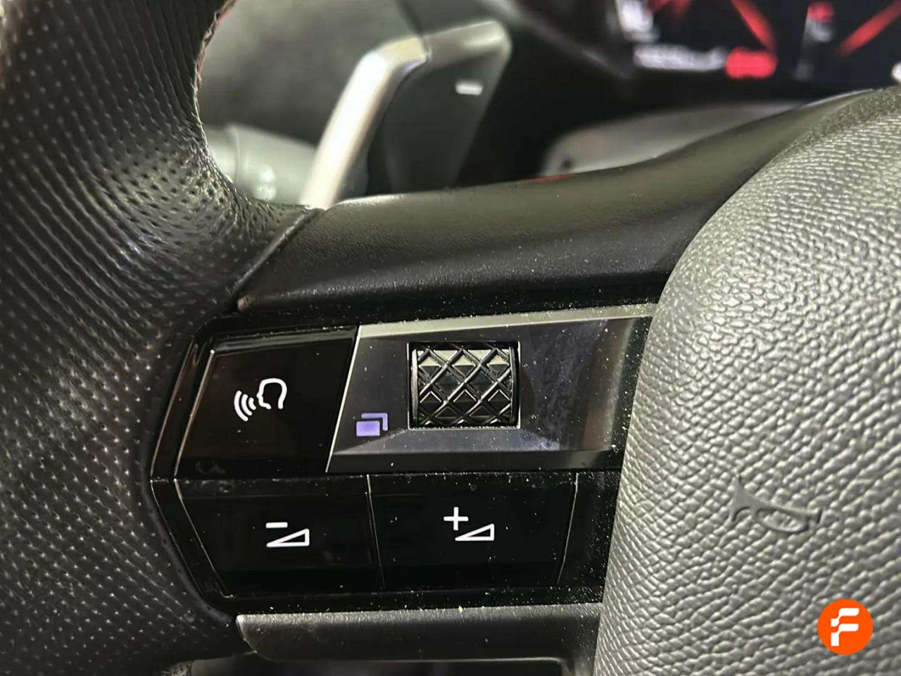Foto DS Automobiles DS 3 24
