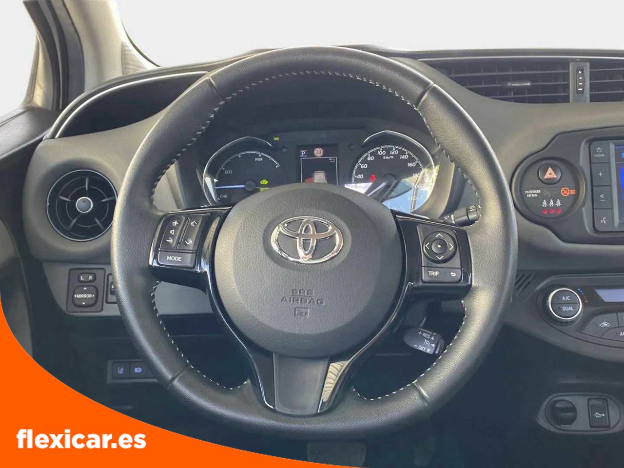 Foto Toyota Yaris 13