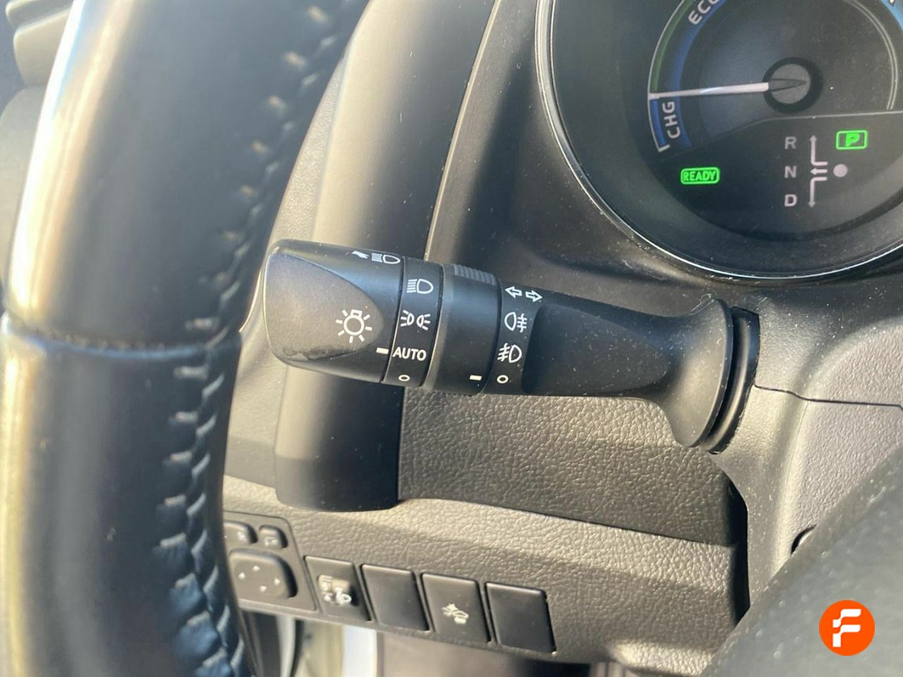 Foto Toyota Auris 14