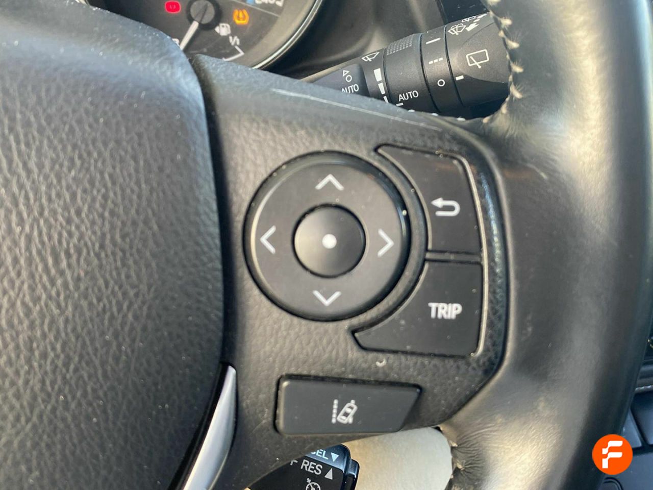 Foto Toyota Auris 15