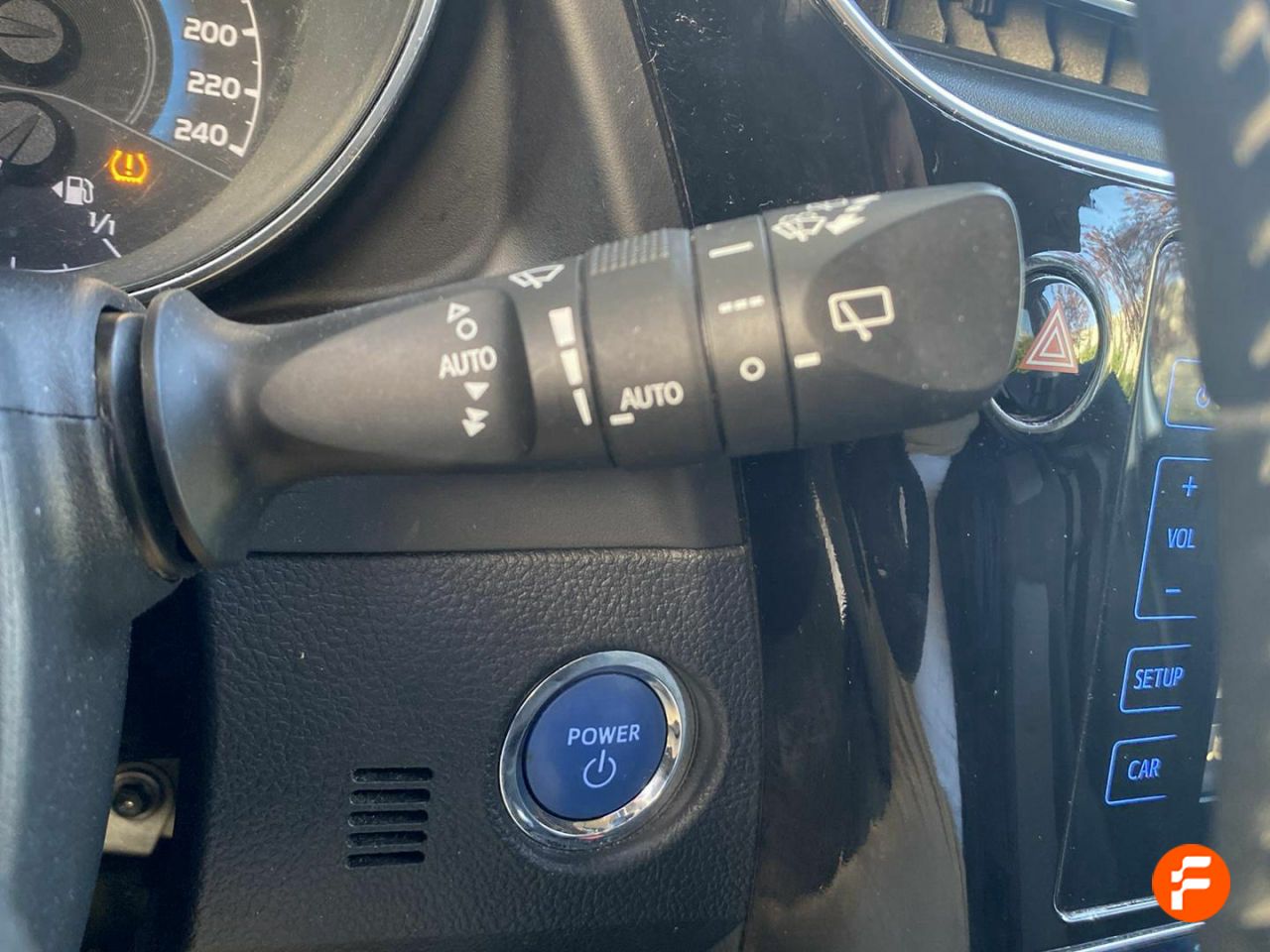 Foto Toyota Auris 16