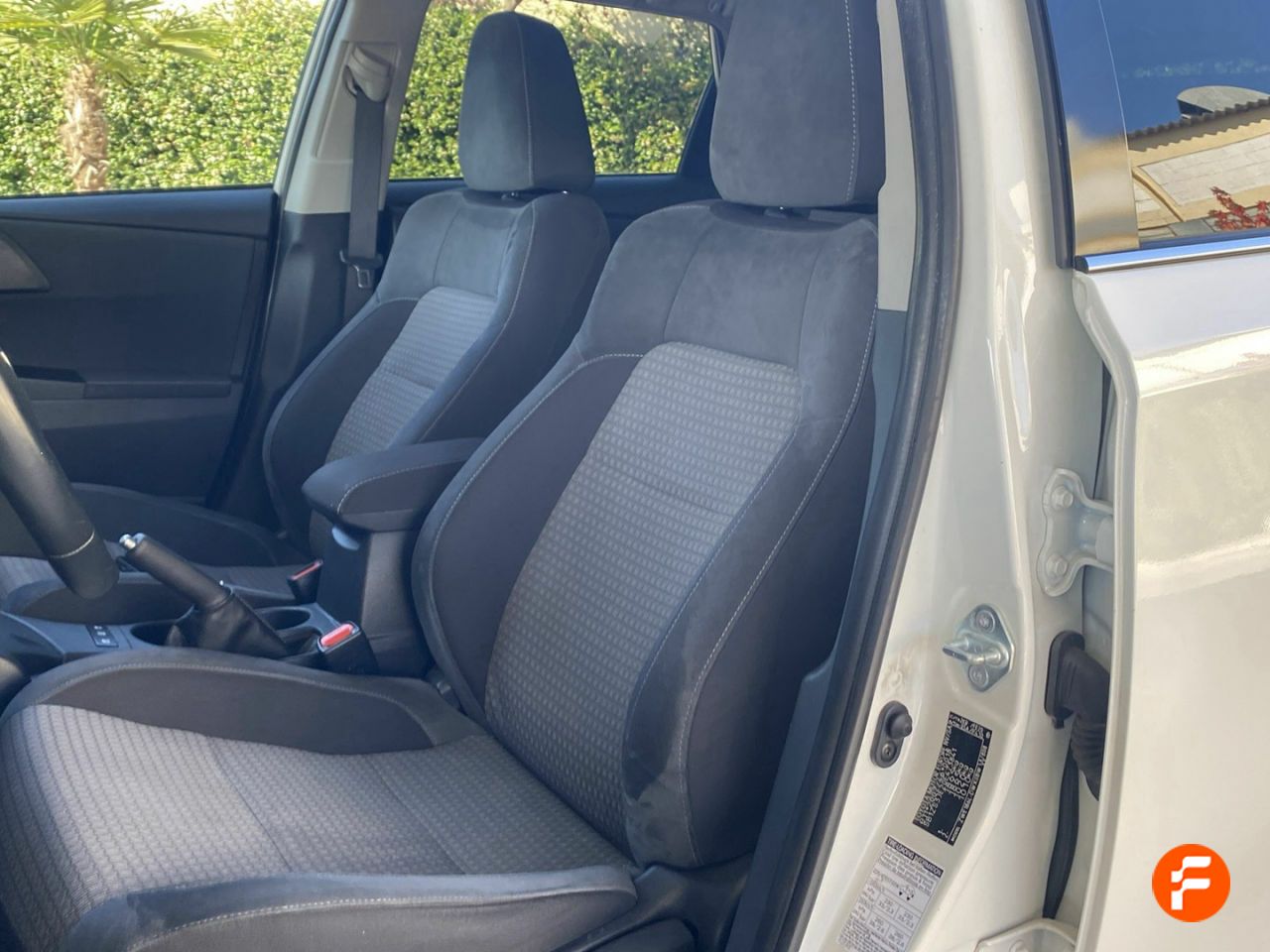 Foto Toyota Auris 23